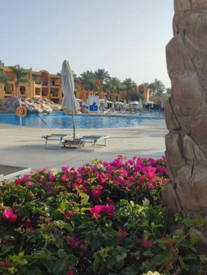 Stella de Mari chalet in Makadi with beach